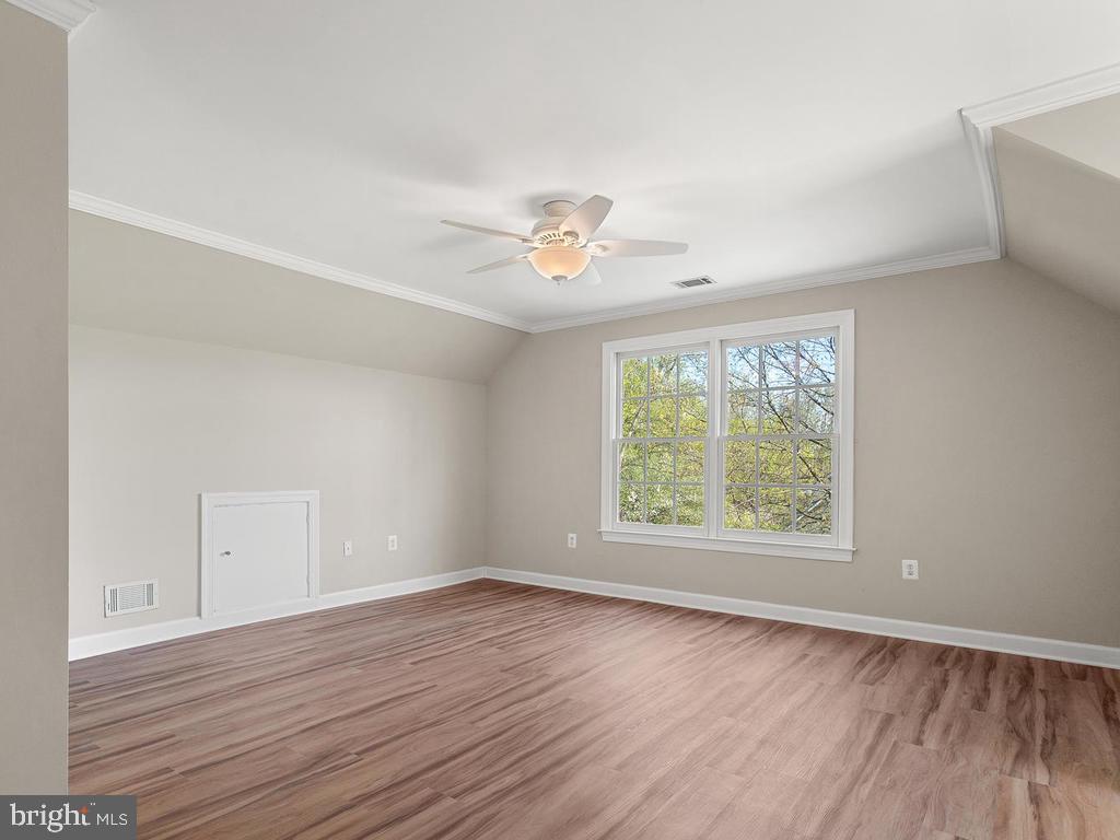 21512 Ripplemead Drive Laytonsville, MD 20882 - Photo 51 of 77 Bedroom 4