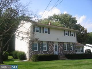 21 Maitland Road Hamilton, NJ 08620 - Photo 6 of 6 Gallery Image 6
