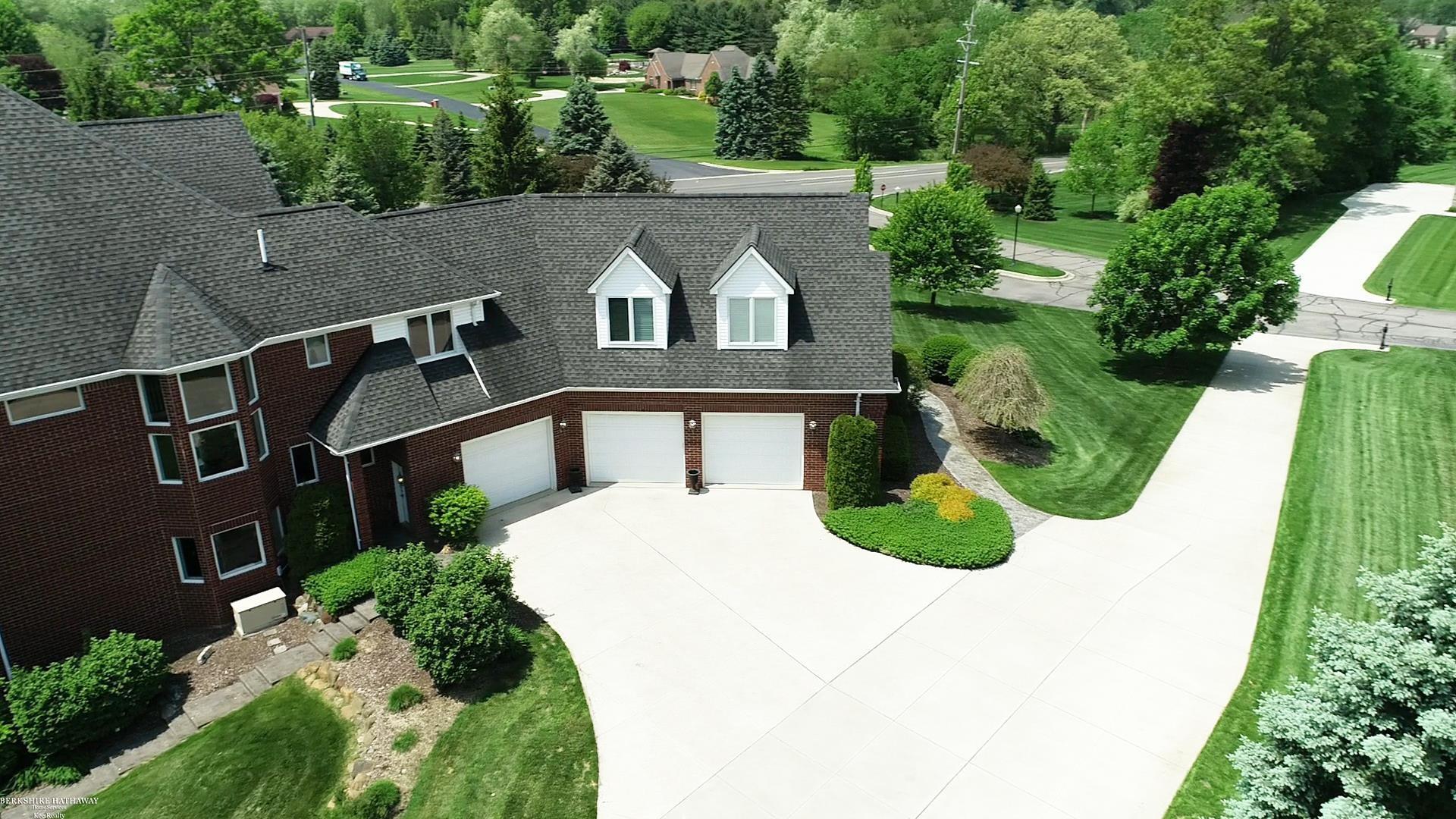 4372 Timber Ridge Drive Romeo, MI 48065 - Photo 84 of 84 50144316-95fa7087-1e41-444a-8bac-bb43c6a98fd7.JPG