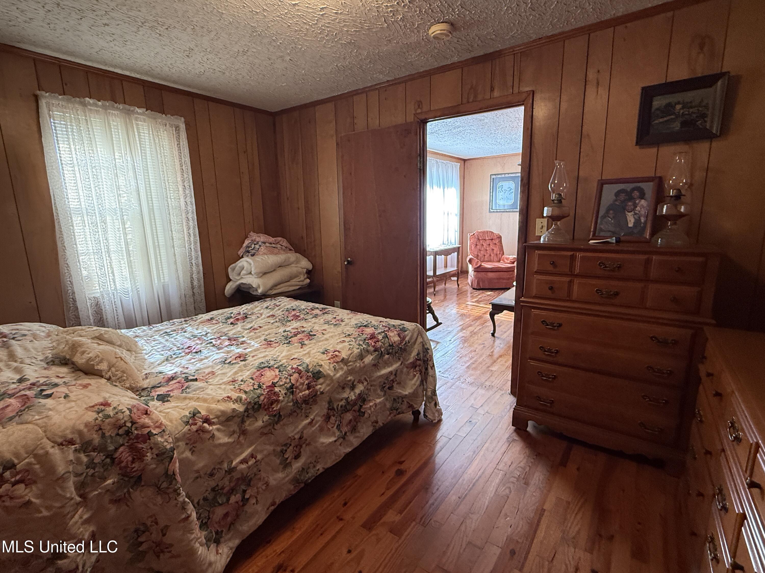 602 Ship Island Road Duck Hill, MS 38925 - Photo 15 of 26 IMG_1498