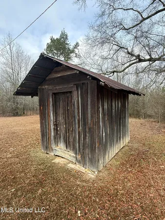 $199,500 | 602 Ship Island Road, Duck Hill, MS 38925