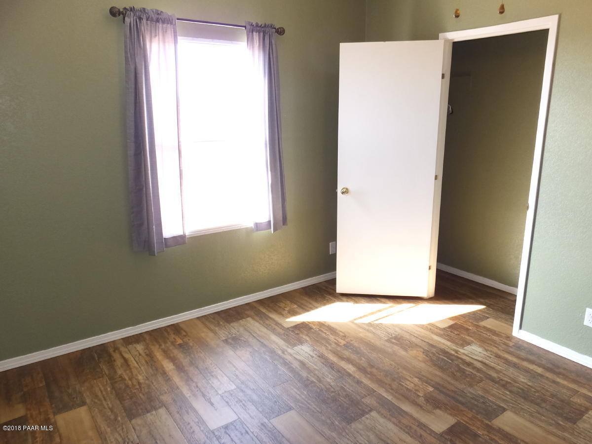 675 North Ambassador Road Dewey, AZ 86327 - Photo 18 of 32 Good Closet Space Too!