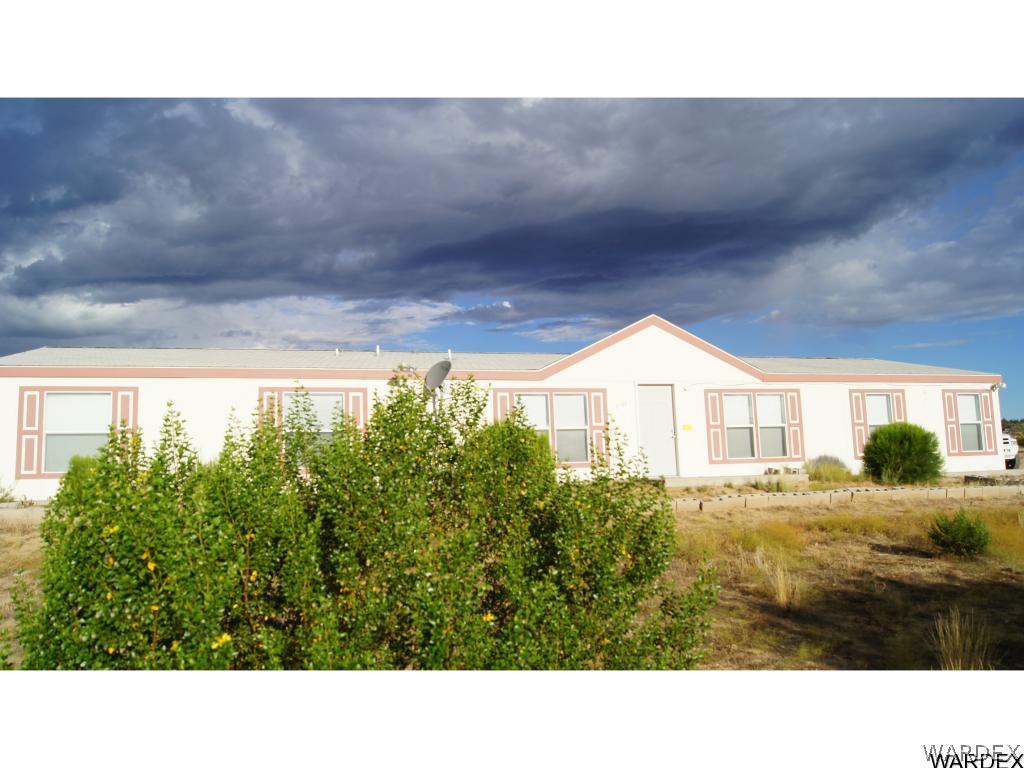 6955 South Windmill Ranch Road Kingman, AZ 86401 - Photo 1 of 33 6955 S Windmill Rd