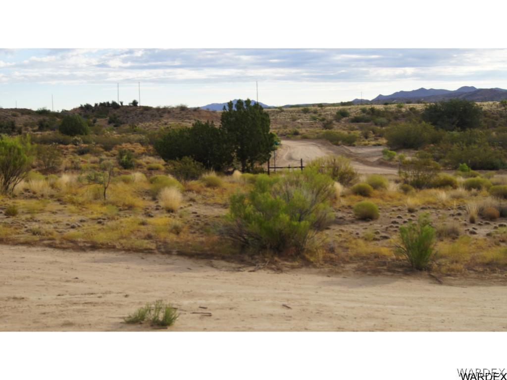 6955 South Windmill Ranch Road Kingman, AZ 86401 - Photo 4 of 33