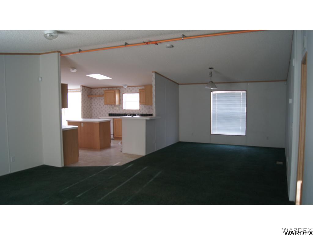6955 South Windmill Ranch Road Kingman, AZ 86401 - Photo 7 of 33 GREAT Room