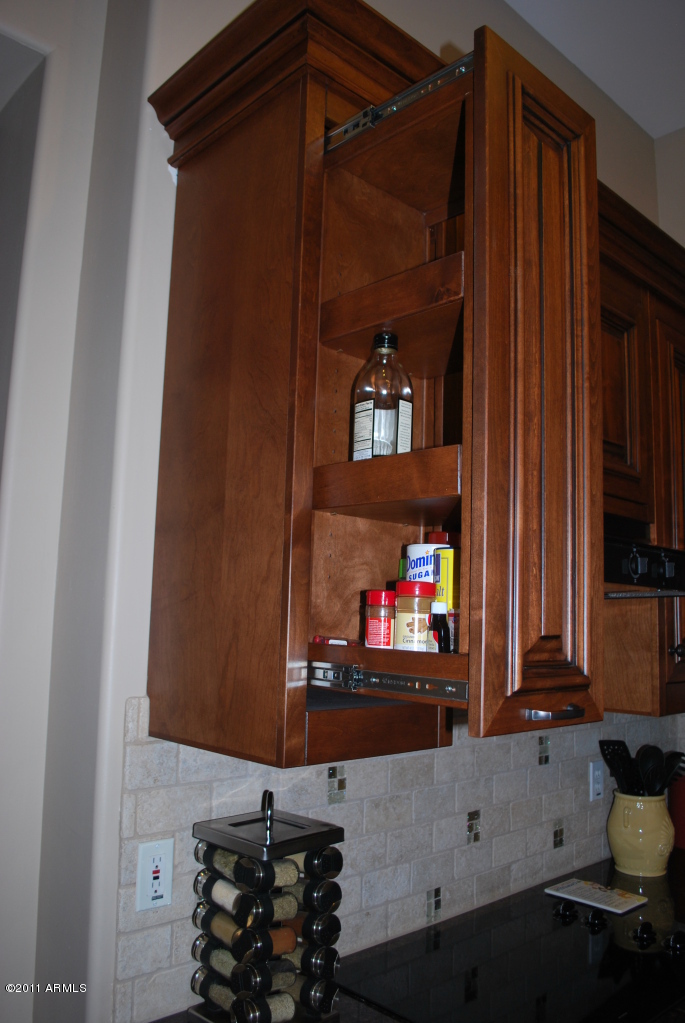 3131 East Amber Ridge Way Phoenix, AZ 85048 - Photo 10 of 26 Kitchen Cabinets 3