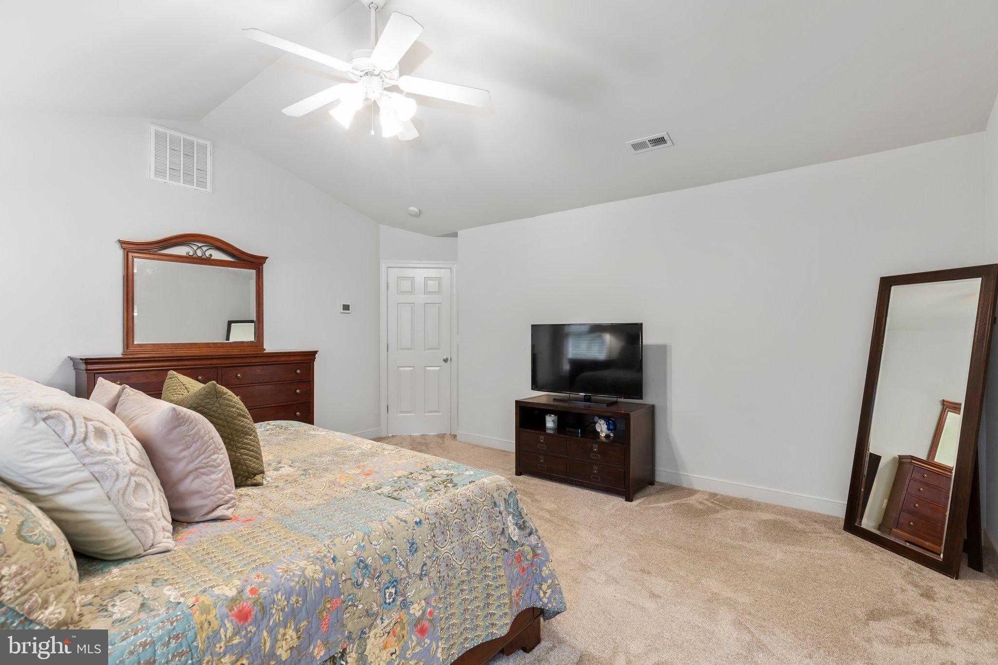11004 Park Ridge Road Fredericksburg, VA 22408 - Photo 24 of 48 Gallery Image 24