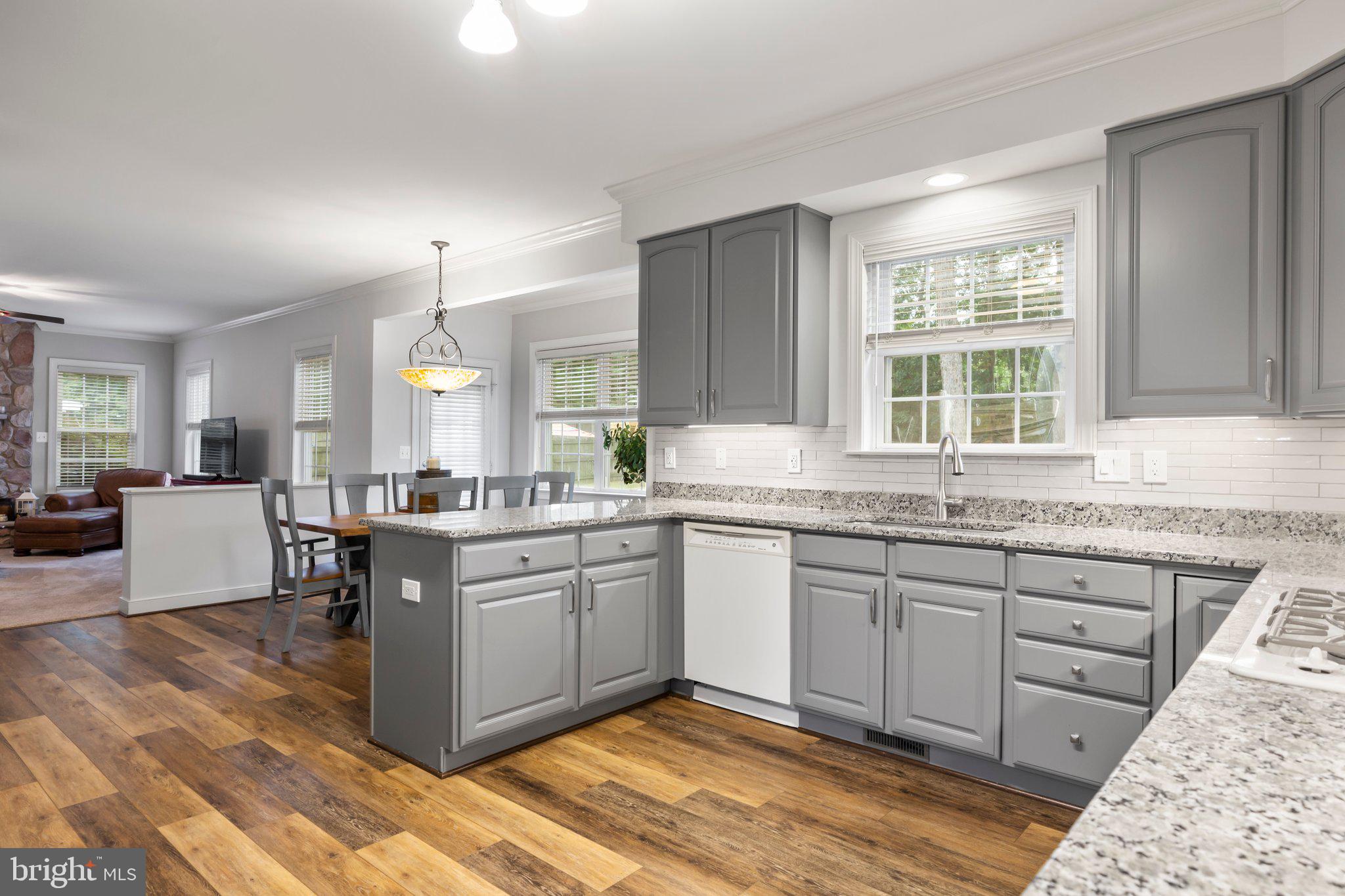 11004 Park Ridge Road Fredericksburg, VA 22408 - Photo 6 of 48 LOTS OF COUNTER SPACE