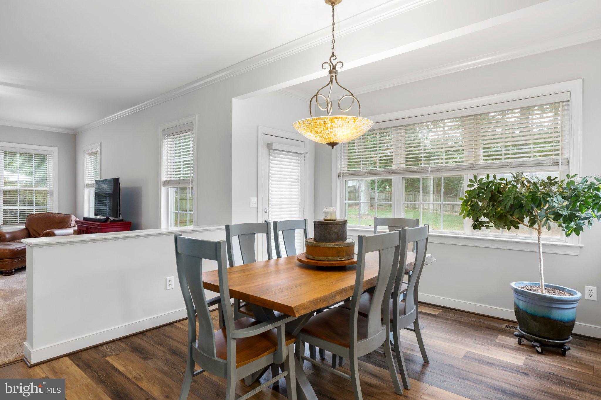 11004 Park Ridge Road Fredericksburg, VA 22408 - Photo 10 of 48 EAT-IN AREA BY KITCHEN
