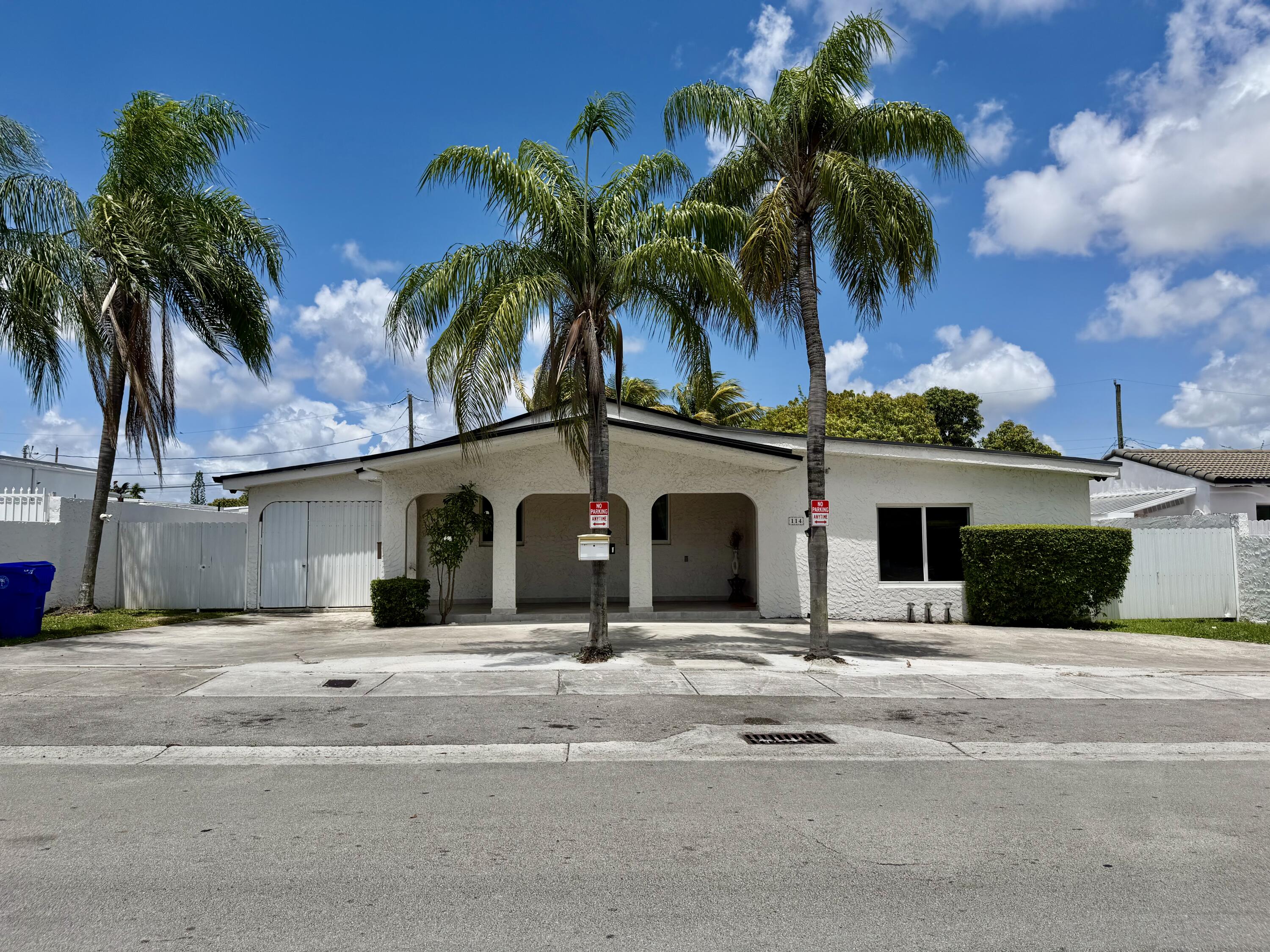 114 Southwest 57th Court Miami, FL 33144 - Photo 1 of 34 IMG_6573