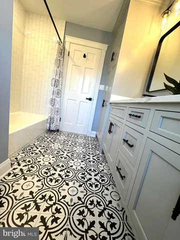 $915,000 | 21611 Slidell Road, Boyds, MD 20841