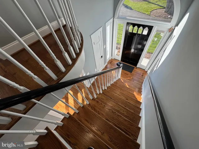 $915,000 | 21611 Slidell Road, Boyds, MD 20841