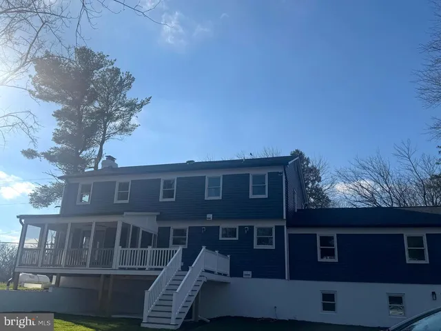 $915,000 | 21611 Slidell Road, Boyds, MD 20841