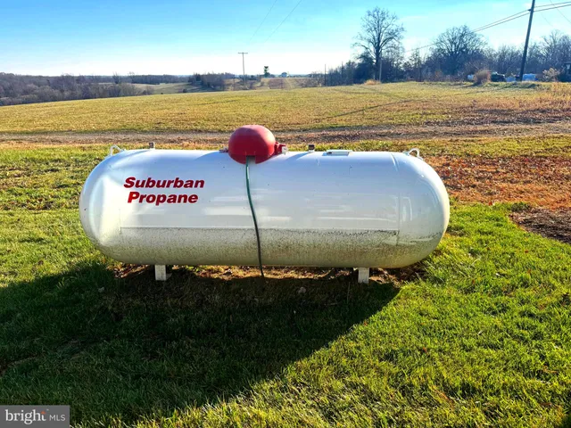 $915,000 | 21611 Slidell Road, Boyds, MD 20841