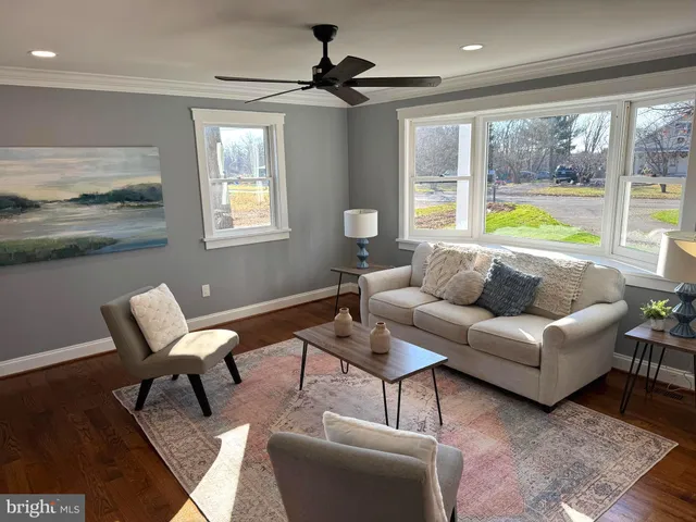 $915,000 | 21611 Slidell Road, Boyds, MD 20841