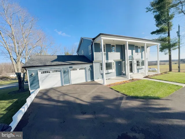 $915,000 | 21611 Slidell Road, Boyds, MD 20841