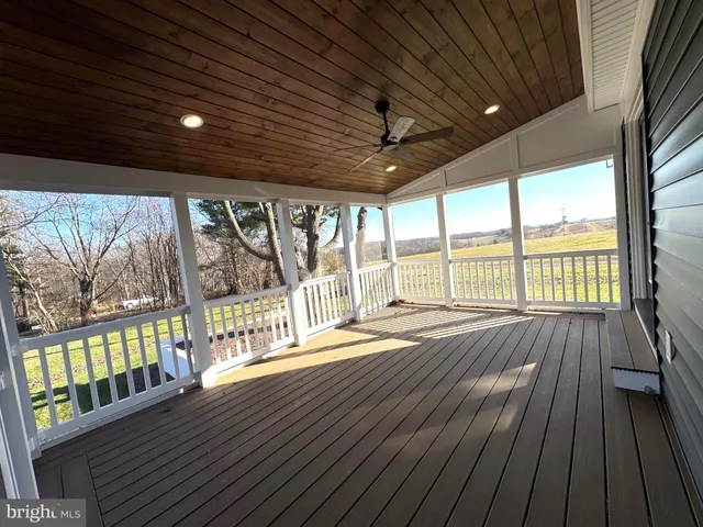 $915,000 | 21611 Slidell Road, Boyds, MD 20841