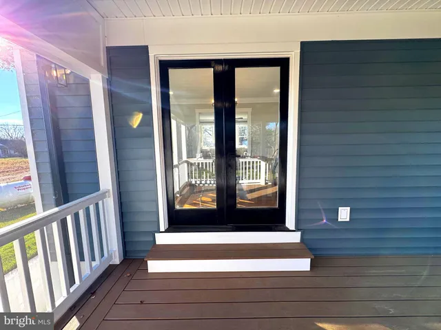 $915,000 | 21611 Slidell Road, Boyds, MD 20841