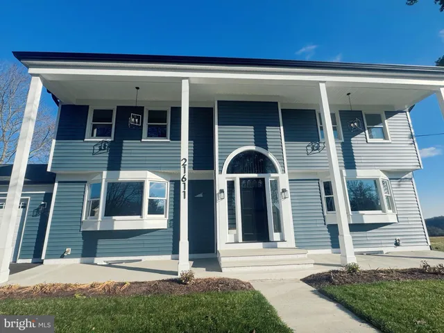 $915,000 | 21611 Slidell Road, Boyds, MD 20841