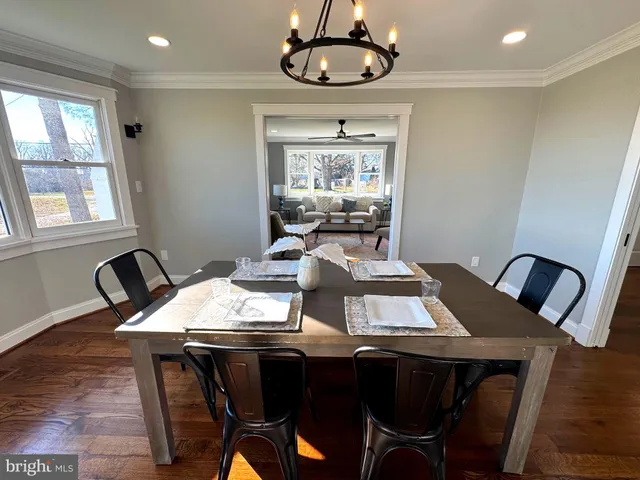 $915,000 | 21611 Slidell Road, Boyds, MD 20841