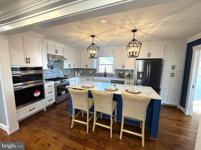 $915,000 | 21611 Slidell Road, Boyds, MD 20841