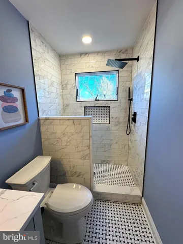 $915,000 | 21611 Slidell Road, Boyds, MD 20841