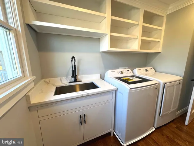 $915,000 | 21611 Slidell Road, Boyds, MD 20841