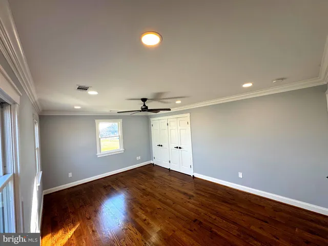 $915,000 | 21611 Slidell Road, Boyds, MD 20841