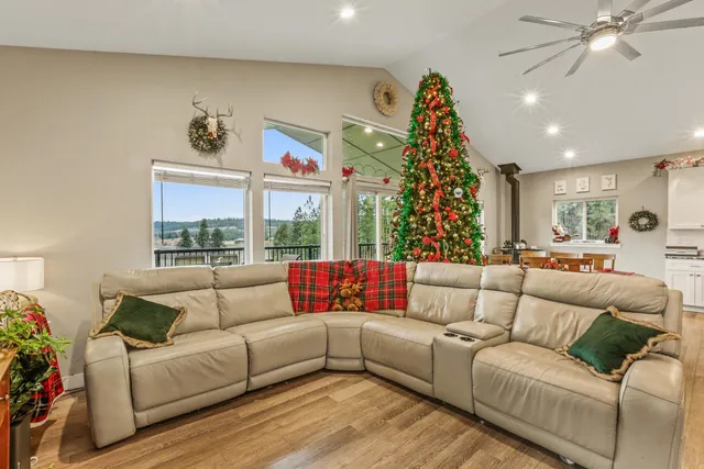 $775,000 | 12611 East Big Meadows Road, Chattaroy, WA 99003