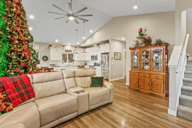 $775,000 | 12611 East Big Meadows Road, Chattaroy, WA 99003