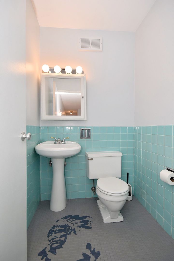 1301 West Touhy Avenue, Unit 309 Park Ridge, IL 60068 - Photo 14 of 21