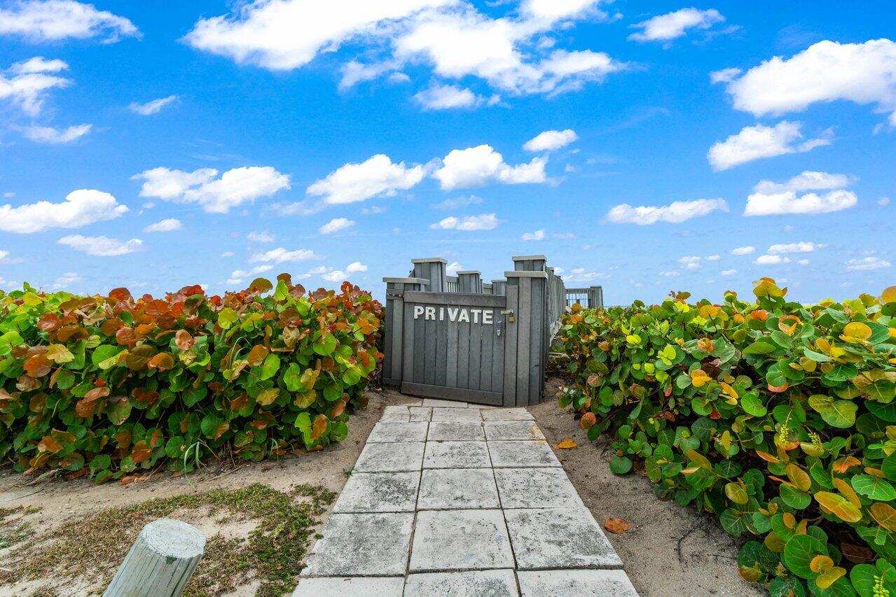 5900 Old Ocean Boulevard, Unit A10 Ocean Ridge, FL 33435 - Photo 7 of 26 036-5900OldOceanBoulevard-A10-OceanRidge