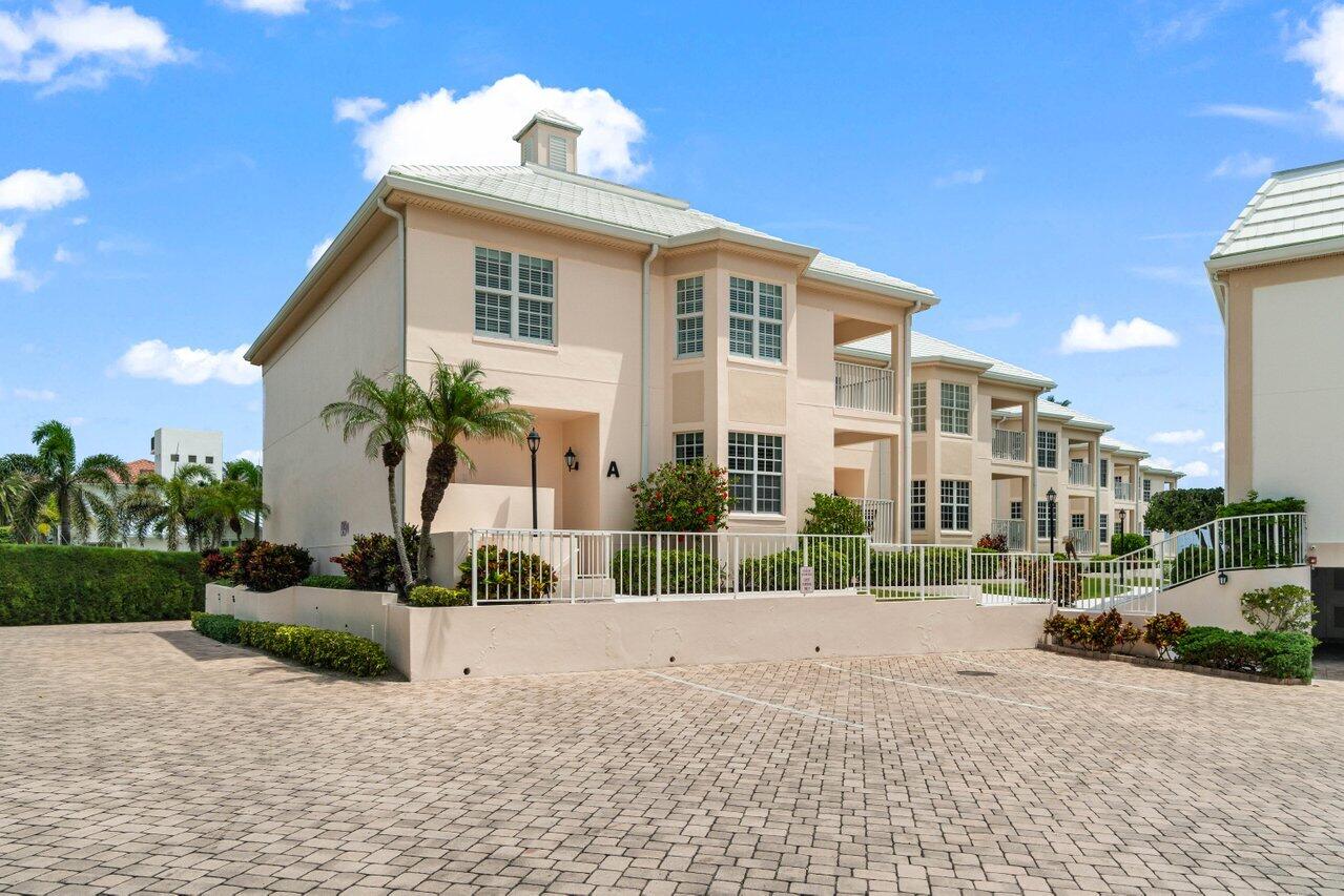 5900 Old Ocean Boulevard, Unit A10 Ocean Ridge, FL 33435 - Photo 8 of 26 002-5900OldOceanBoulevard-A10-OceanRidge