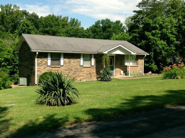 1038 Granada Road Ashland City, TN 37015 - Photo 1 of 12 Gallery Image 1