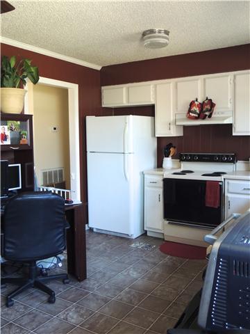 1038 Granada Road Ashland City, TN 37015 - Photo 4 of 12 Gallery Image 4