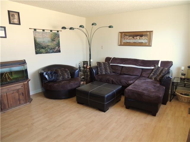 1038 Granada Road Ashland City, TN 37015 - Photo 6 of 12 Gallery Image 6