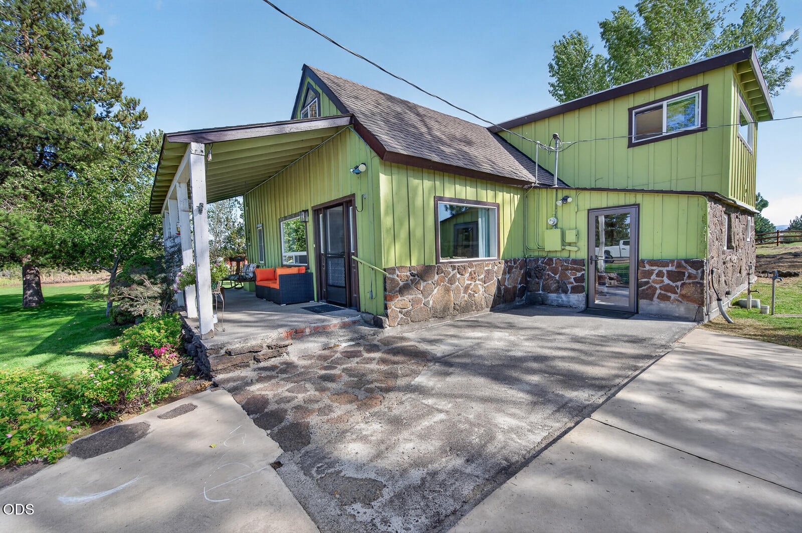 21485 Modoc Lane Bend, OR 97702 - Photo 21 of 74 Gallery Image 21