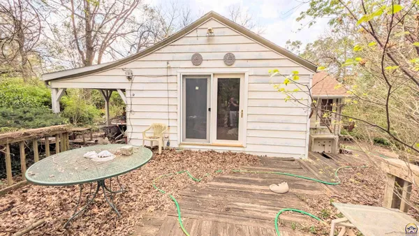 $59,500 | 1003 Weaver Street, Emporia, KS 66801