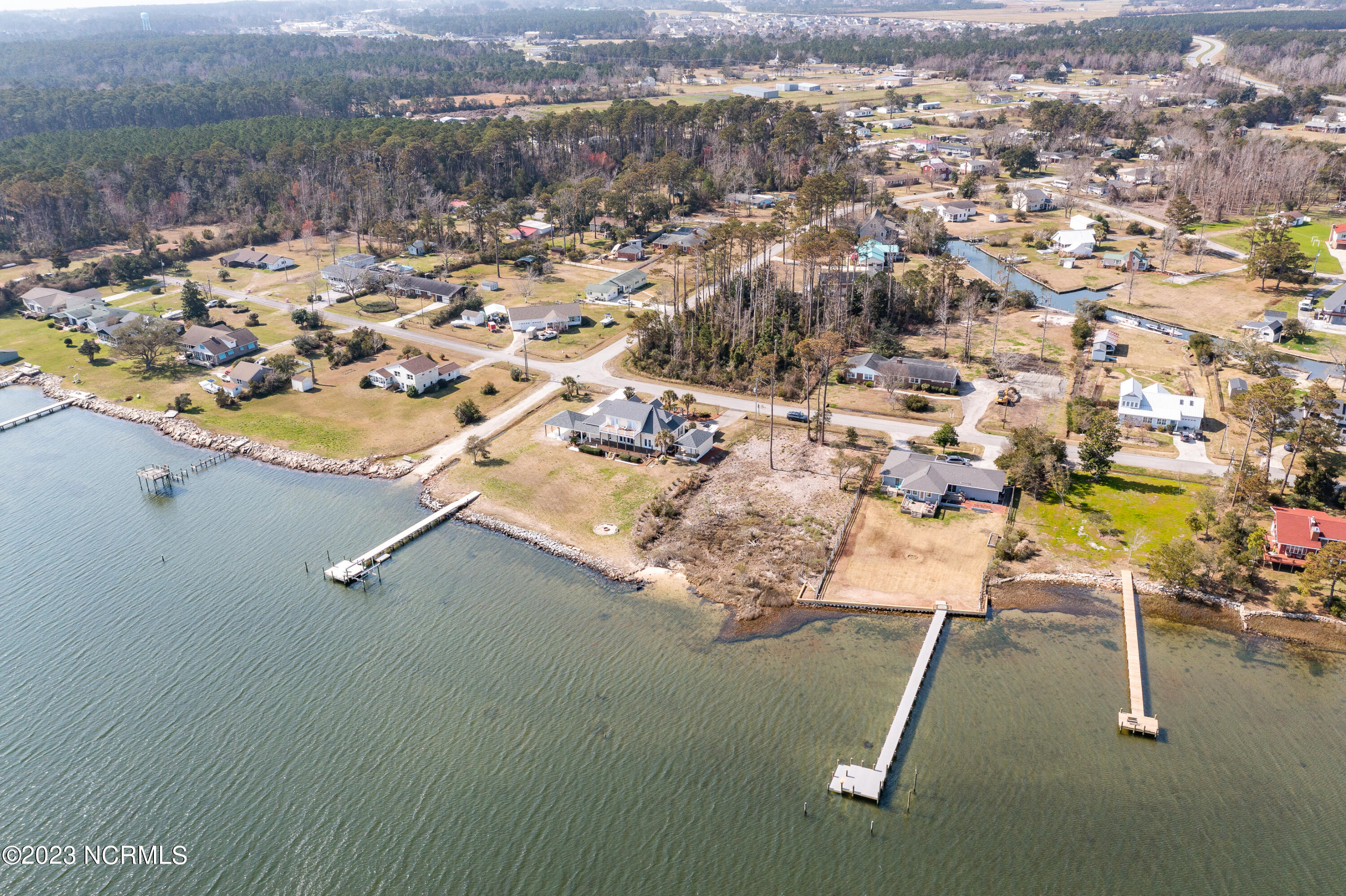 269 Shell Landing Road Beaufort, NC 28516 - Photo 5 of 17 Shell Landing neighborhood view