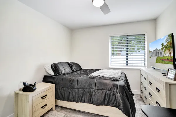 $3,350 | 8467 Dynasty Drive, Boca Raton, FL 33433