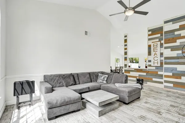 $3,350 | 8467 Dynasty Drive, Boca Raton, FL 33433