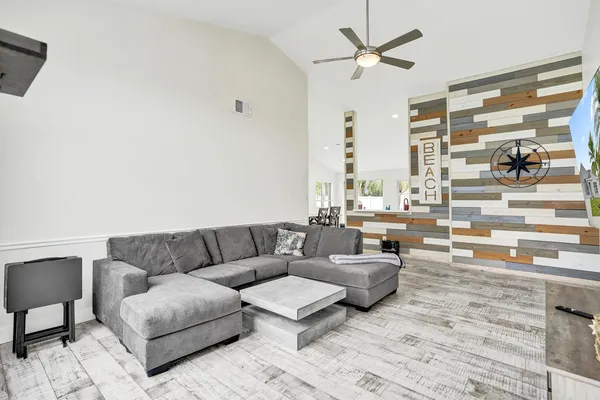 $3,350 | 8467 Dynasty Drive, Boca Raton, FL 33433