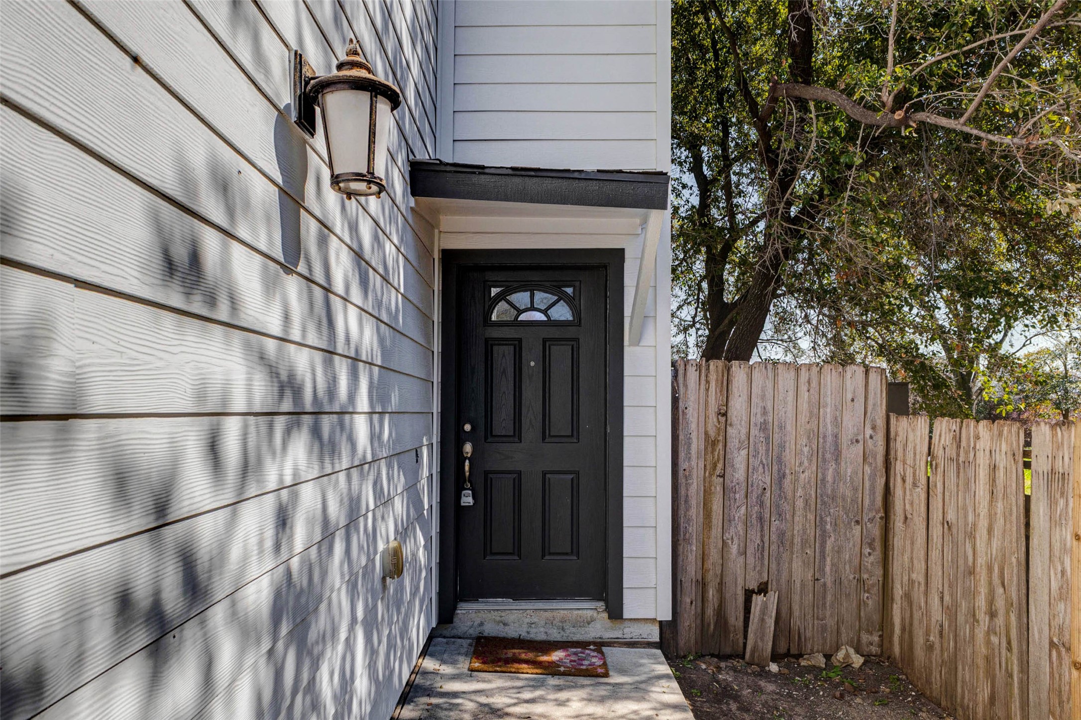 4834 Hollow Hook Road, Unit A Houston, TX 77041 - Photo 2 of 30