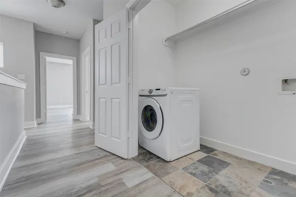 $1,900 | 4834 Hollow Hook Road, Unit A, Houston, TX 77041