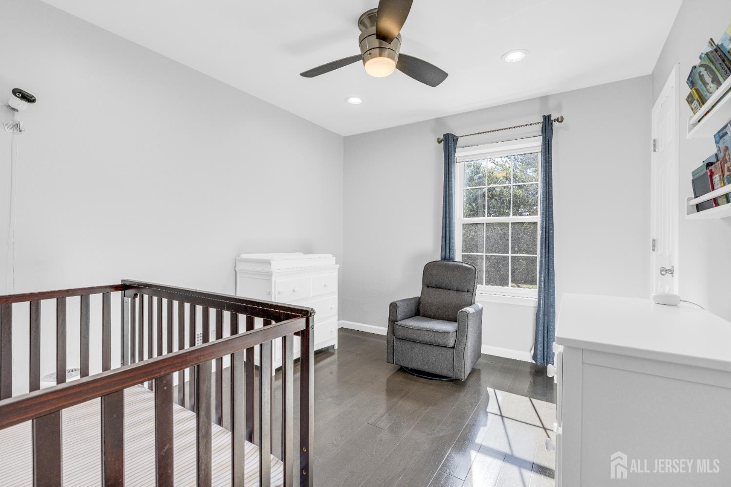 83 Pheasant Run Edison, NJ 08820 - Photo 26 of 38