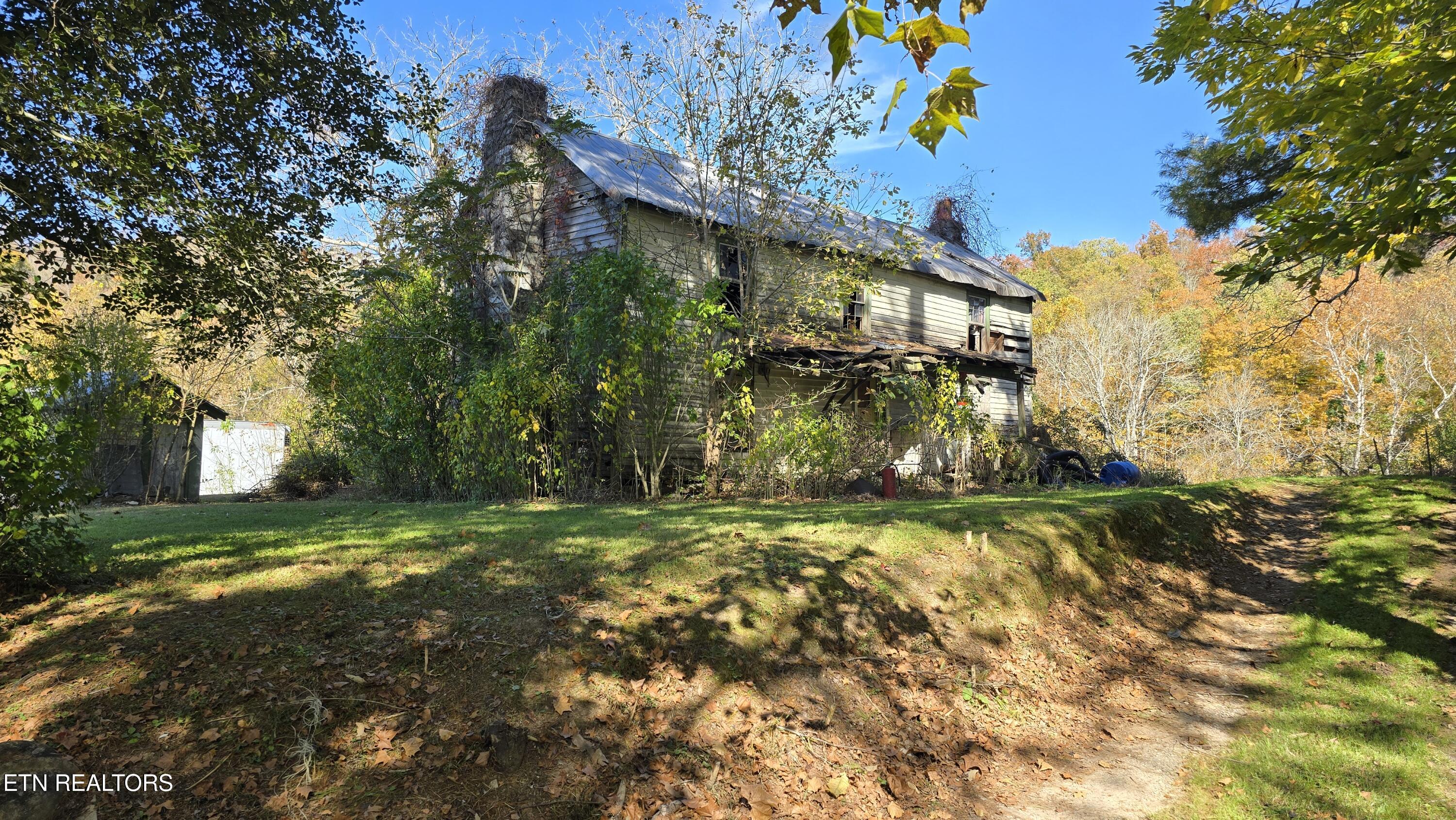 715 Wheeler Road Ewing, VA 24248 - Photo 41 of 46 p