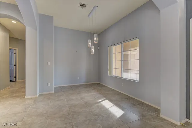 $2,195 | 9172 West Viking Road, Las Vegas, NV 89147