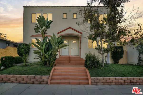 $1,250,000 | 2536 Atlantic Avenue, Long Beach, CA 90806