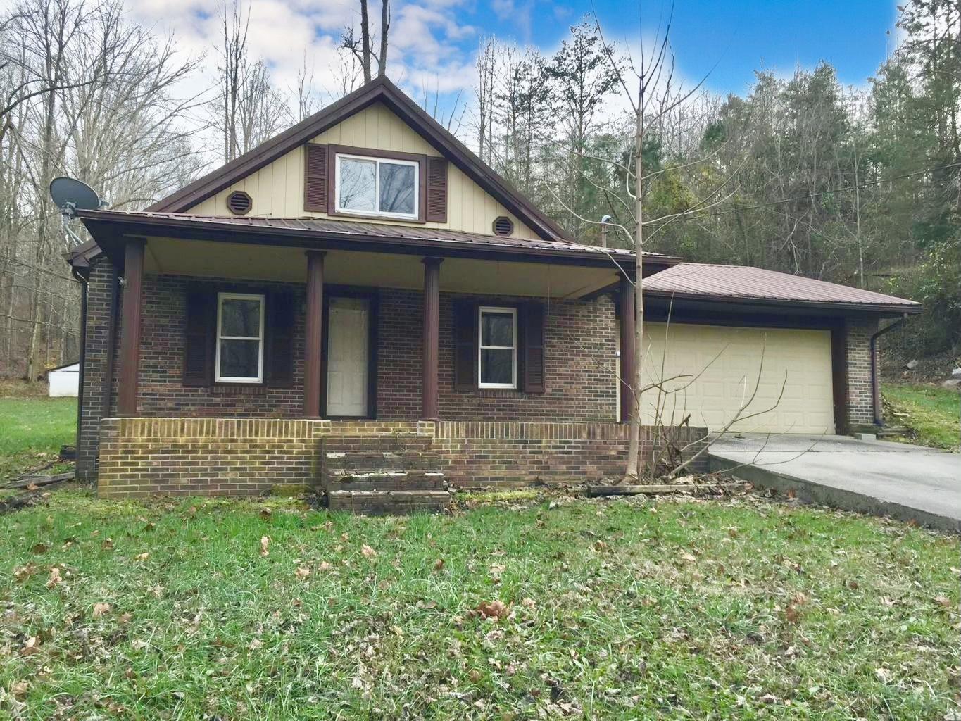 1331 Stewart Road Somerset, KY 42501 - Photo 1 of 18 4D15B8C1-595C-4DD9-9C55-DFAA84F87B2C<|><