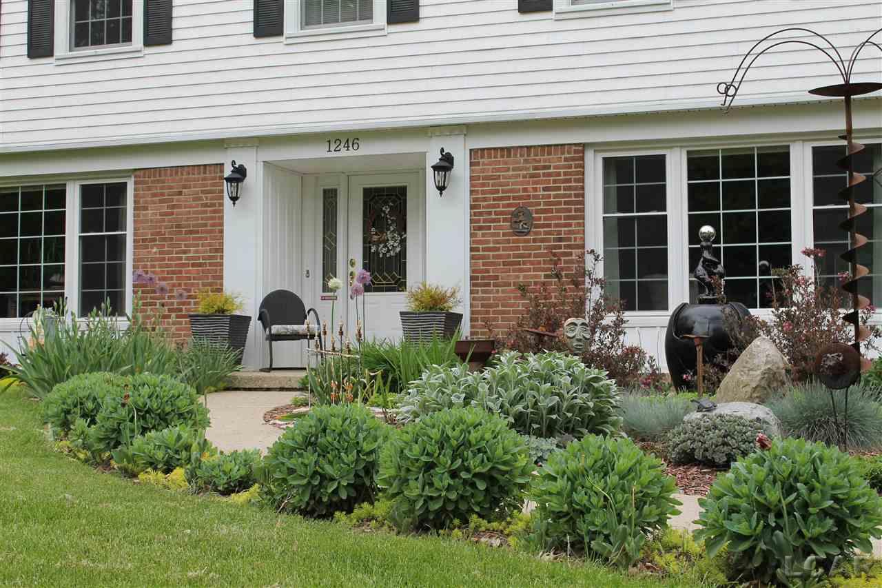 FRONT ENTRY